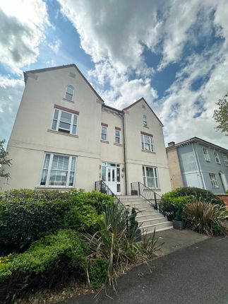 Thumbnail Flat to rent in Apartment, Avoncroft Court, Avenue Road, Leamington Spa
