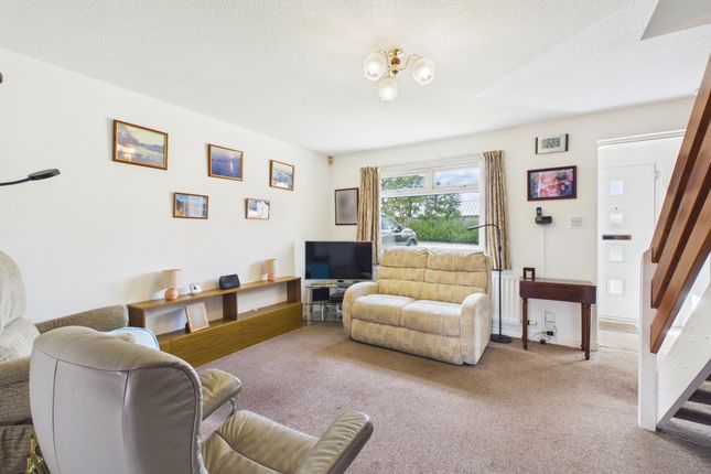 1 Woodhead Crescent, Uddingston photo 4