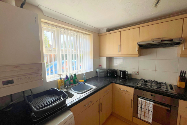 49, Chestnut Court, Toft Hill photo 3