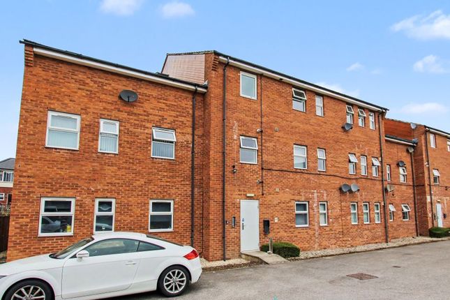 2-bed flat on 5, James Court, Pontefract, £25,000