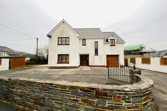 Detached house for sale in 5 Bro Annedd, Pencader