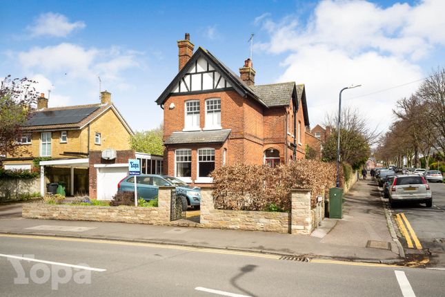Thumbnail Detached house for sale in Holland Road, Maidstone