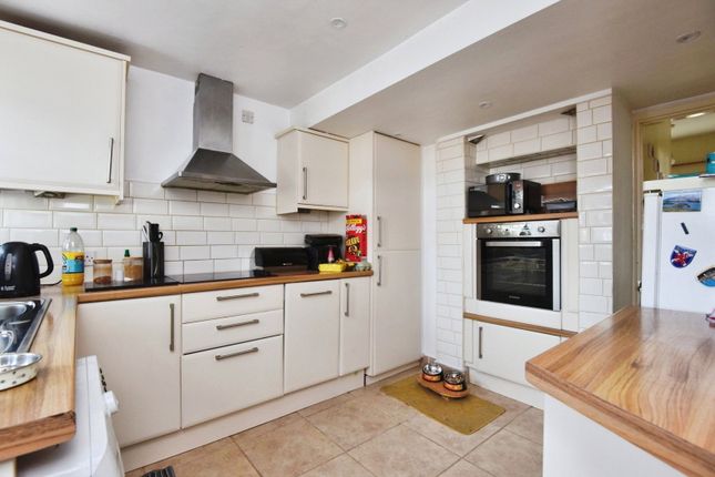 15, Moorhouse Avenue, Stoke-on-Trent photo 2