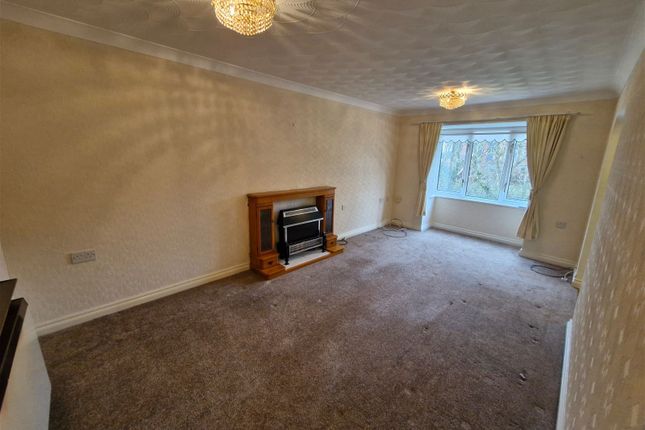 Flat for sale in Stafford Moreton Way, Liverpool