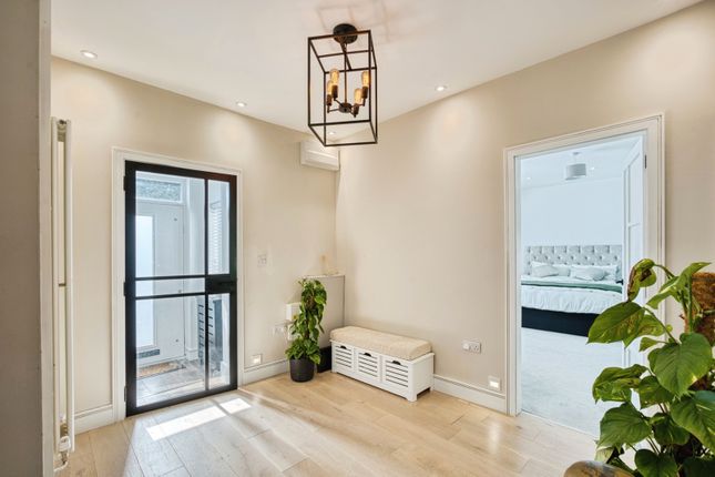 119, Styal Road, Greater Manchester photo 2