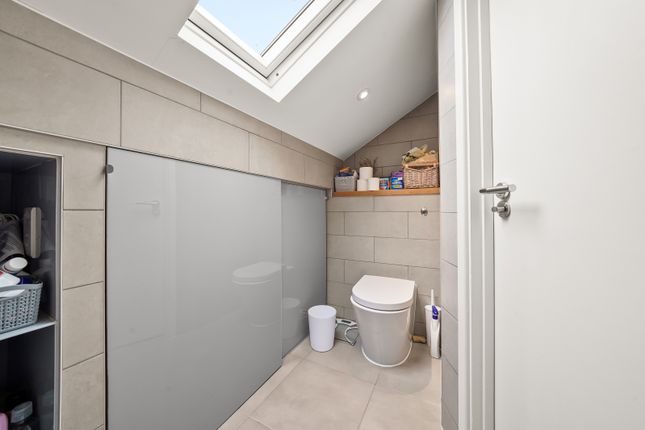 Flat for sale in Ryde Vale Road, Balham, London