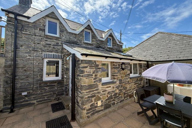 Bern Cottage, Tresaith, Cardigan photo 3