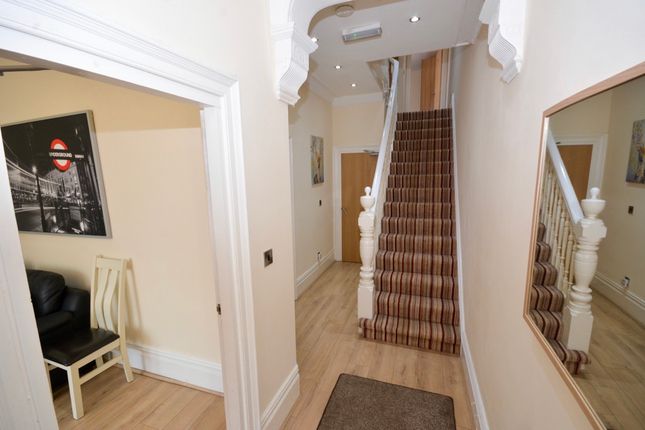 Osbourne Avenue, Jesmond, Newcastle Upon Tyne photo 3