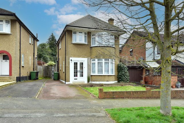 Thumbnail Detached house for sale in Wroxham Gardens, Potters Bar