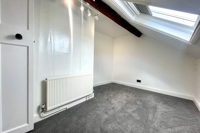 End terrace house to rent in London Road, Worcester