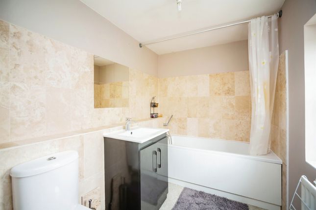 Town house for sale in Poppy Mead, Kingsnorth, Ashford