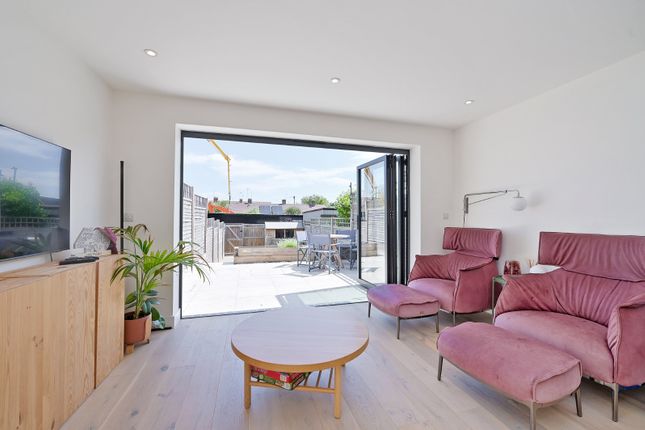 26, York Road, Buckinghamshire photo 3