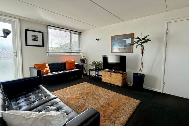 23, Cornwell Close, Gosport photo 2