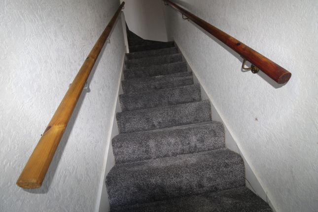 23 Stanhope Road, Slough photo 4