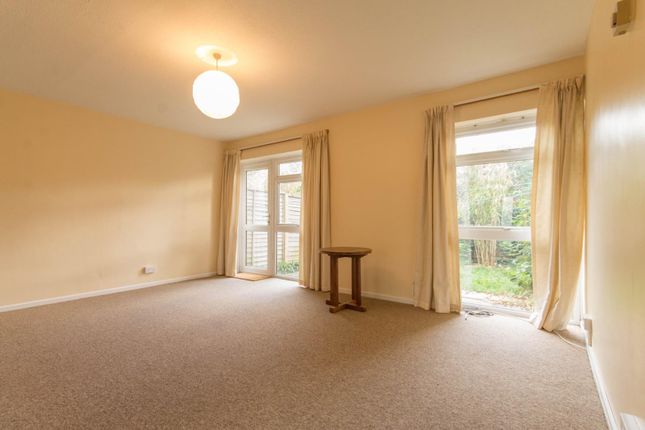 2, Atherton Close, Cambridge photo 4