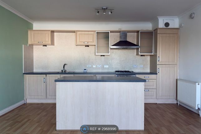 Flat G, James Watt Way, Greenock photo 4