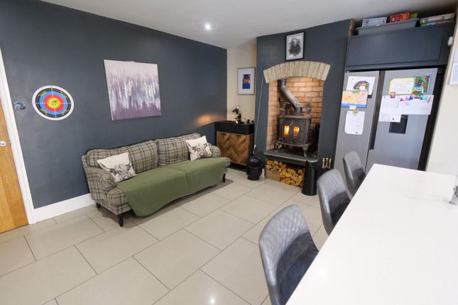 12, Tomlinson Road, Morecambe photo 3
