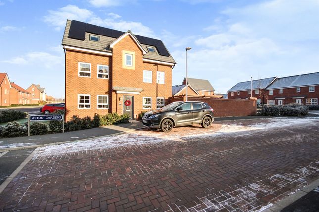 Thumbnail Detached house for sale in Aston Gardens, Warwick