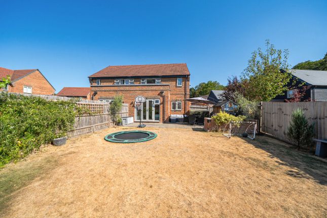 6, Princess Place, Camberley photo 2