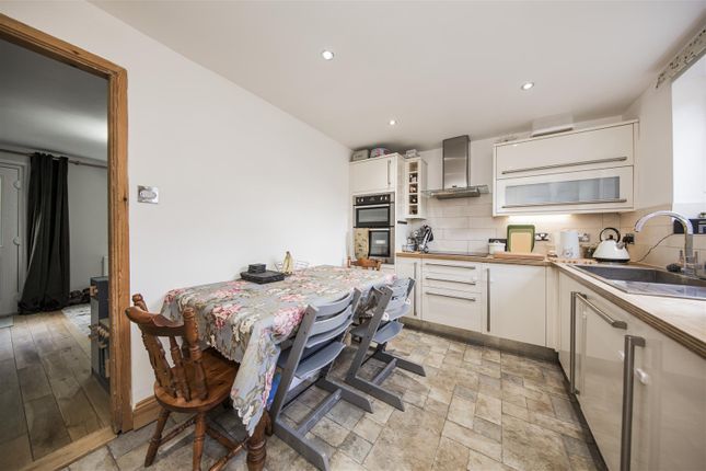 100, Park Farm Road, West Malling photo 4