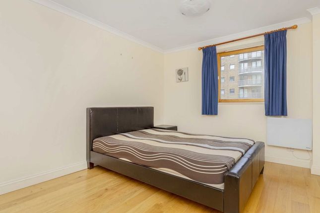 67, Meridian Place, London photo 4