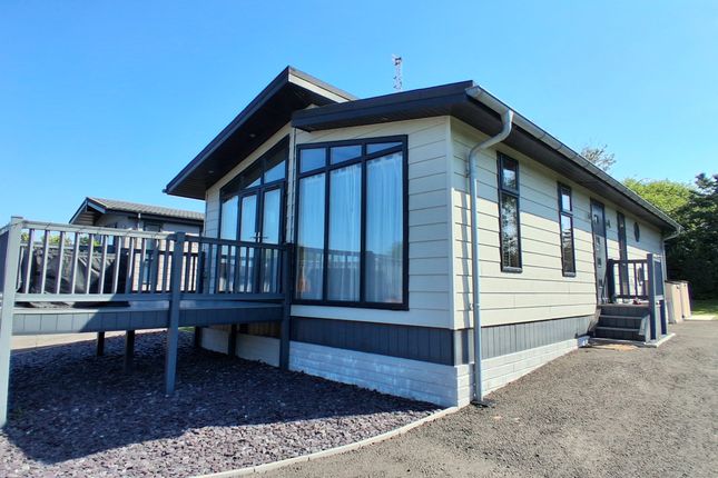 2-bed caravan on 19 Ash Tree Holiday Park, Lower Norton Lane, Weston-super-Mare, North Somerset, £150,000