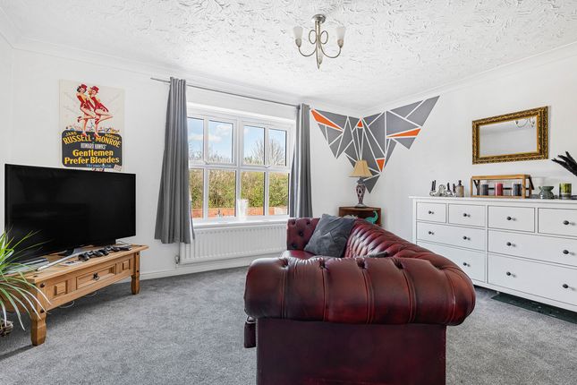 30, Bryony Road, Bicester photo 2