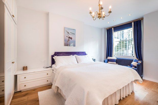 Property to rent in Queen's Gate Gardens, London