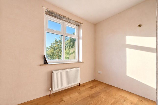 17, Ilfracombe Road, Greater Manchester photo 4