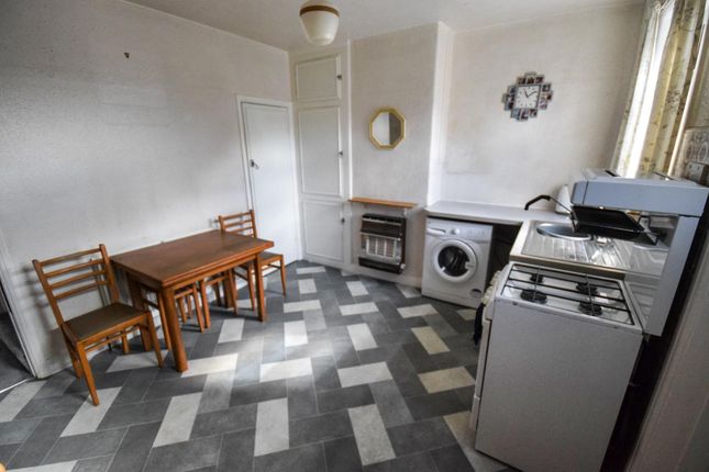 Terraced house for sale in Mannville Walk, Keighley