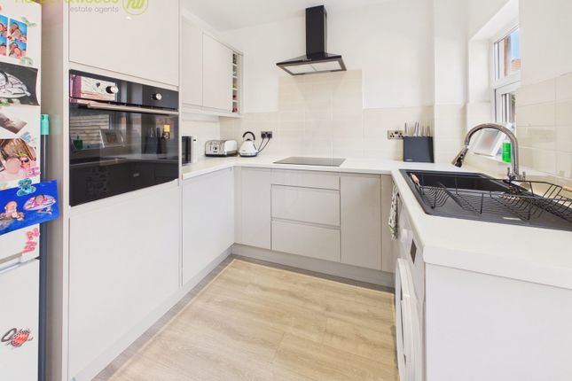 39, Edinburgh Road, Wallasey photo 3