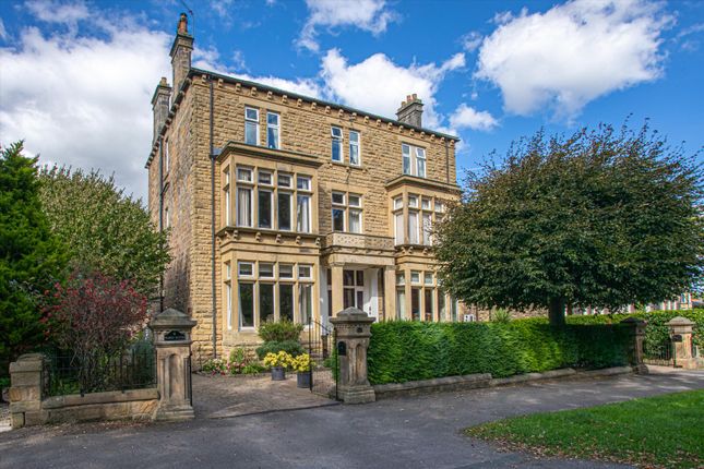 Thumbnail Flat for sale in Park Road, Harrogate, North Yorkshire