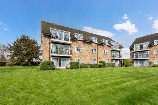 Thumbnail Flat for sale in Old House Court, Church Lane, Wexham