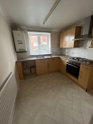 157, London Road, Waterlooville photo 2