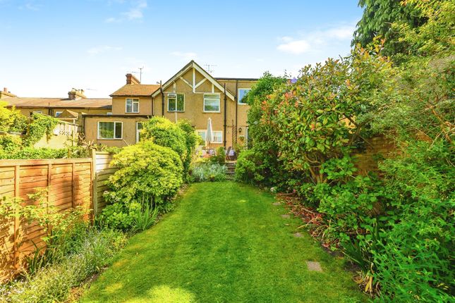 196, Lawn Lane, Hemel Hempstead photo 4