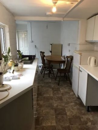 Terraced house to rent in Abingdon Road, Oxford, Oxfordshire
