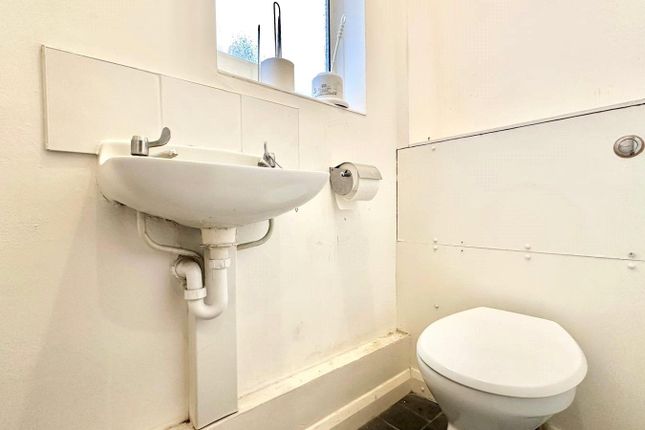 26, Kennard Street, London photo 4