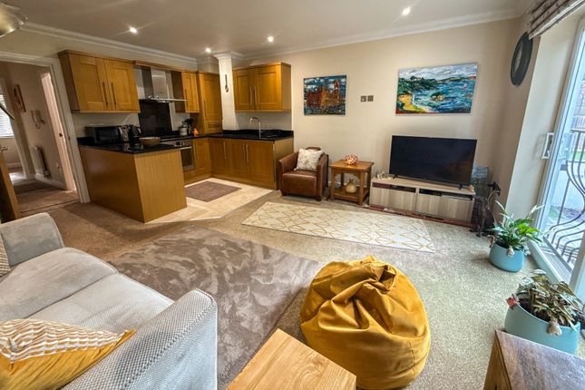 Apartment 3, Chatsworth View, 349, Worsley Road, Manchester photo 4