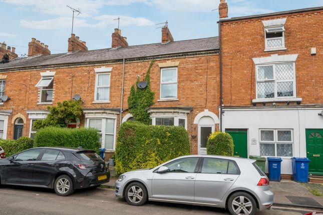 Terraced house to rent in Banbury, Oxfordshire