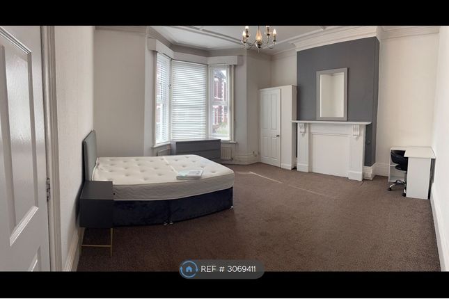 Queens Terrace, Newcastle Upon Tyne photo 4