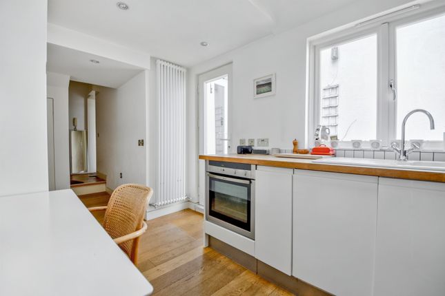 112, Highgate Road, Kentish Town, London photo 4