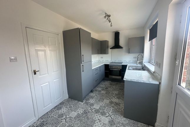 4, Thornton Grove, Norton photo 2