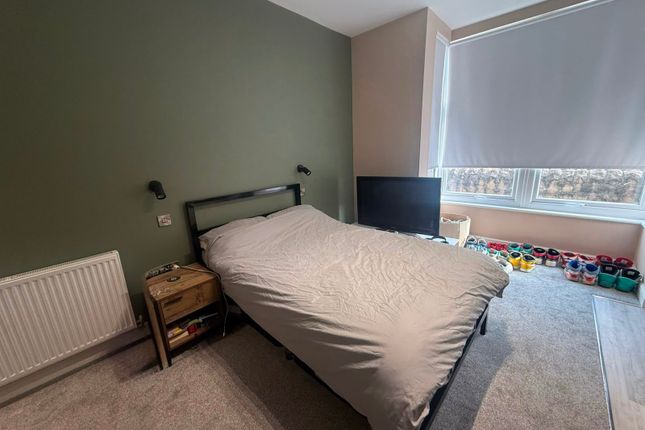 Room 1, 18 Neale Street, Nottingham photo 4
