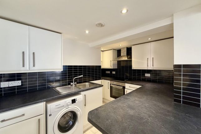 Flat 1, Saffrons View, 11 Meads Road, Eastbourne photo 5