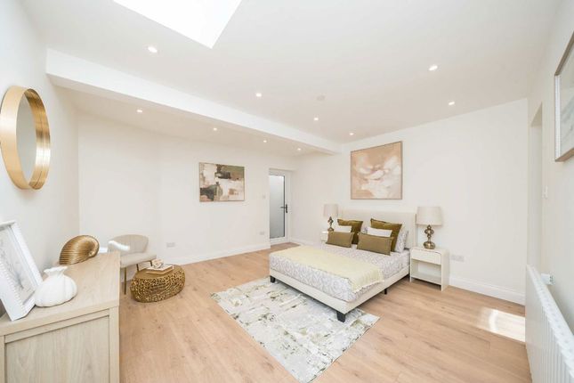 13, West Hill, London photo 2