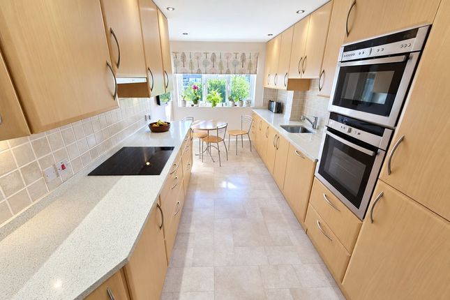 Lodge Close, Edgware photo 2