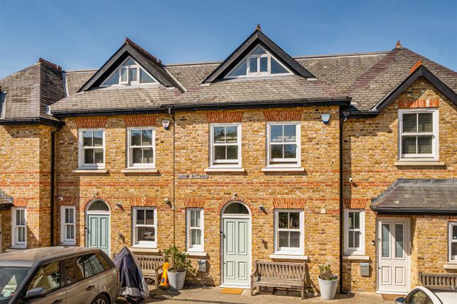 3-bed house on 9, Queens Passage, Chislehurst, £775,000