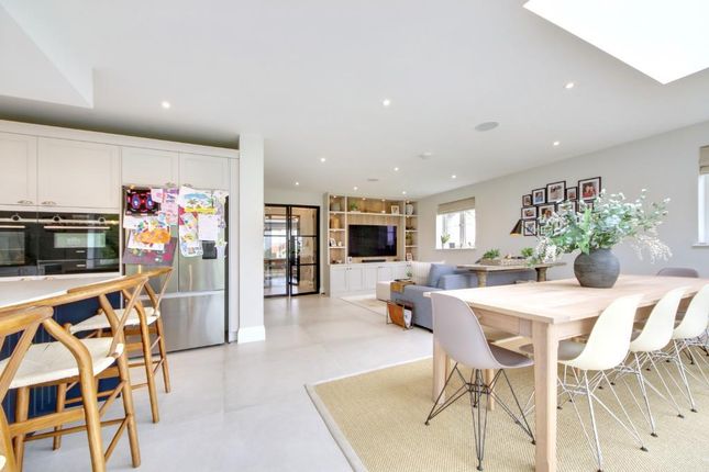 Kitchen Dining Living.Jpg