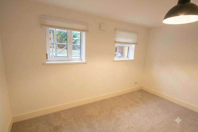 Whalley Road, Manchester photo 3