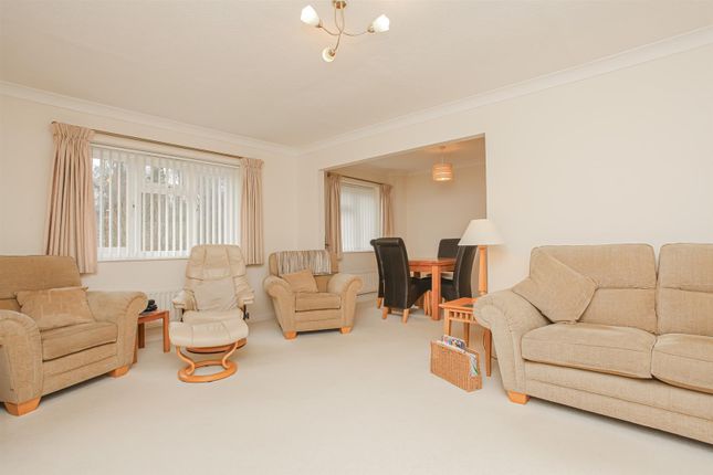 Detached house for sale in Foscote Rise, Banbury